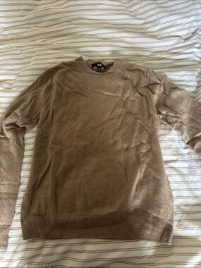 Womans Crewneck Sweater in Camel Brown